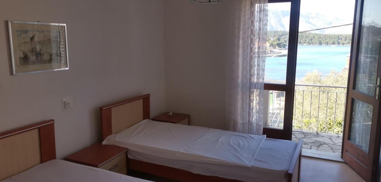 Appartement Big House For 14 People In Centre Of Lumbarda Extérieur photo